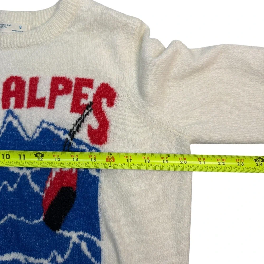 French Les Alpes Skiing Graphic Knit Sweater Women's Small‎ By Primark Cares